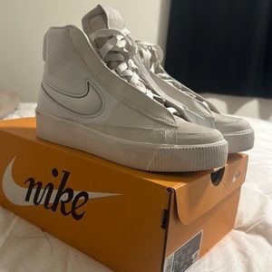 Women’s blazer mid 77